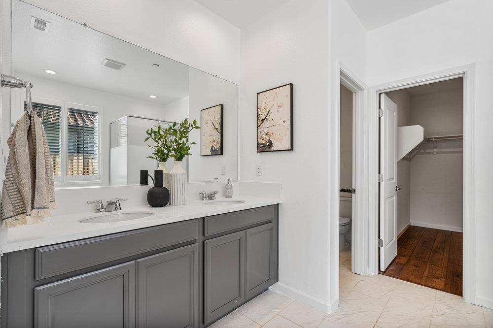 Detail Gallery Image 27 of 46 For 20 Hospital Rd, Hollister,  CA 95023 - 4 Beds | 2/1 Baths