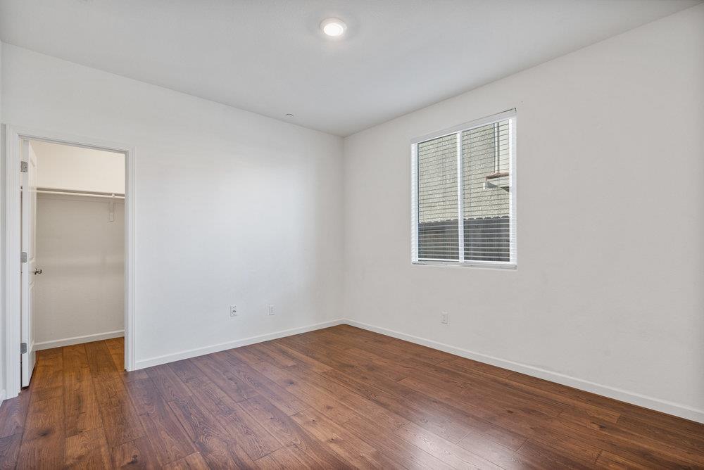 Detail Gallery Image 33 of 46 For 20 Hospital Rd, Hollister,  CA 95023 - 4 Beds | 2/1 Baths