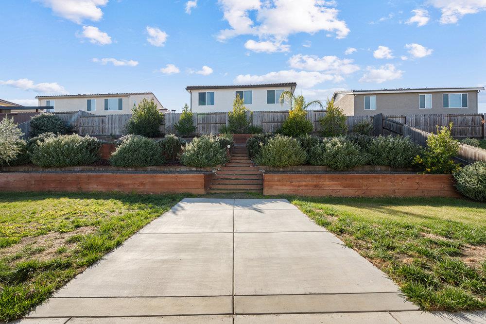 Detail Gallery Image 35 of 46 For 20 Hospital Rd, Hollister,  CA 95023 - 4 Beds | 2/1 Baths