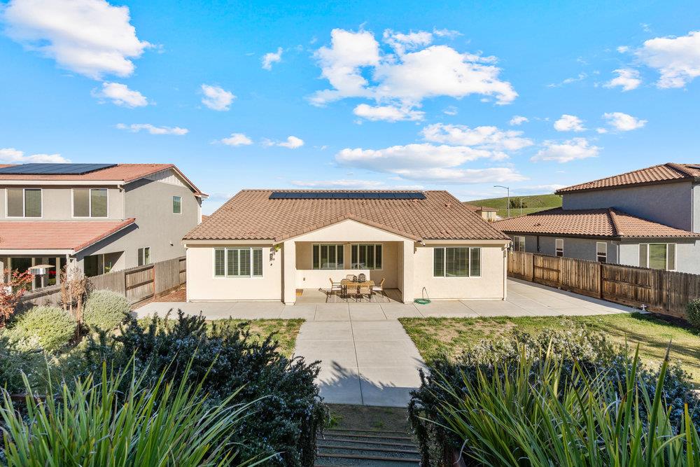 Detail Gallery Image 38 of 46 For 20 Hospital Rd, Hollister,  CA 95023 - 4 Beds | 2/1 Baths