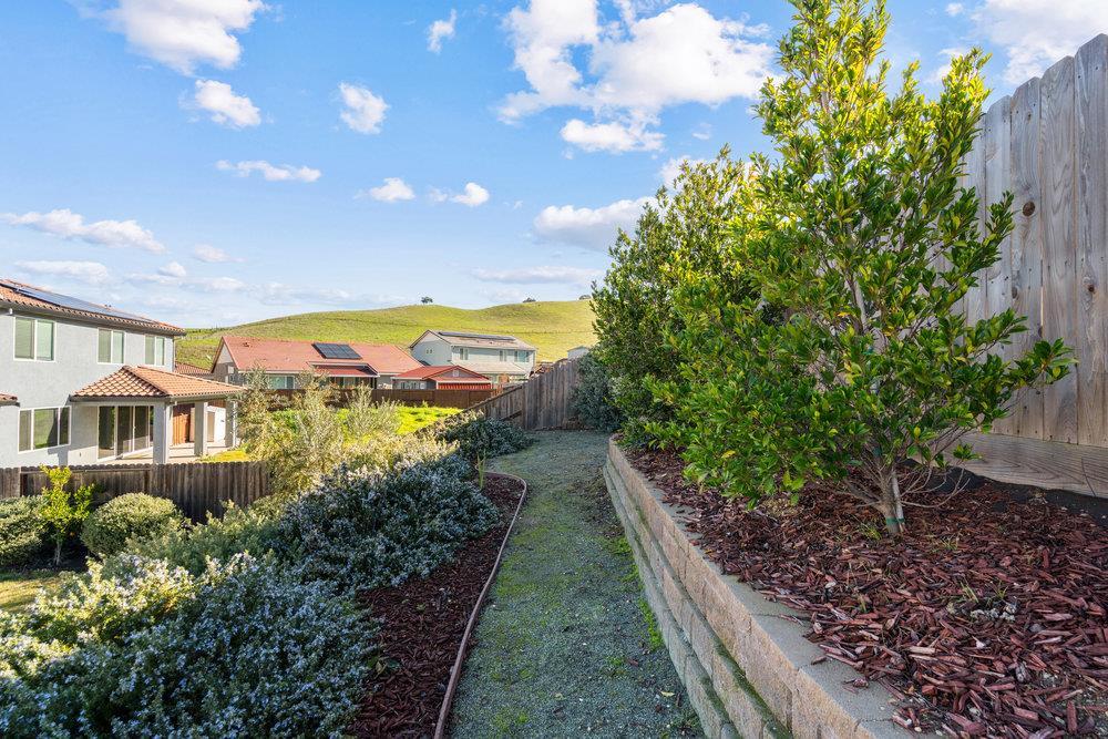 Detail Gallery Image 39 of 46 For 20 Hospital Rd, Hollister,  CA 95023 - 4 Beds | 2/1 Baths