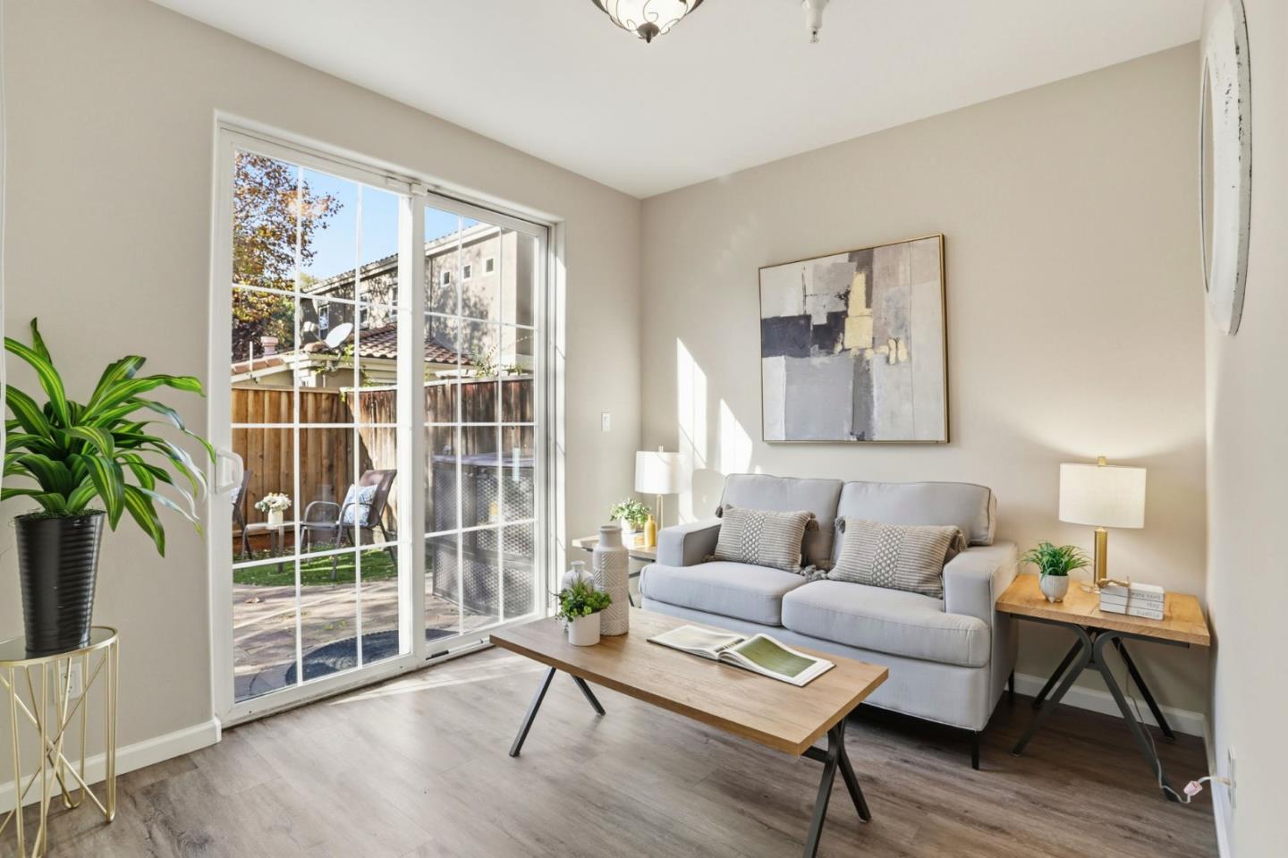 Detail Gallery Image 2 of 19 For 652 Harrison Ter, San Jose,  CA 95125 - 4 Beds | 4 Baths