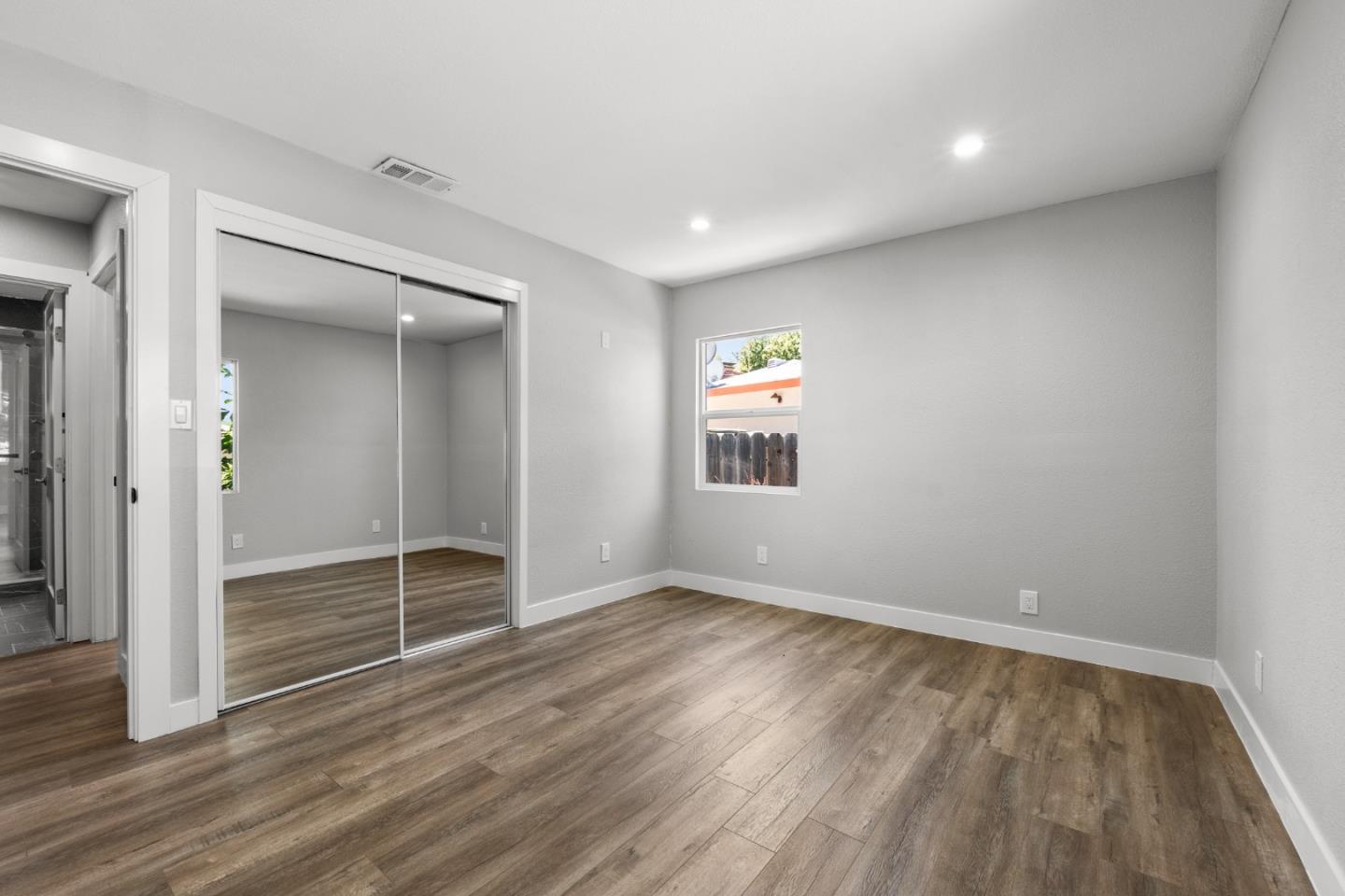 Detail Gallery Image 22 of 31 For 212 E Longview Ave, Stockton,  CA 95207 - 3 Beds | 1 Baths