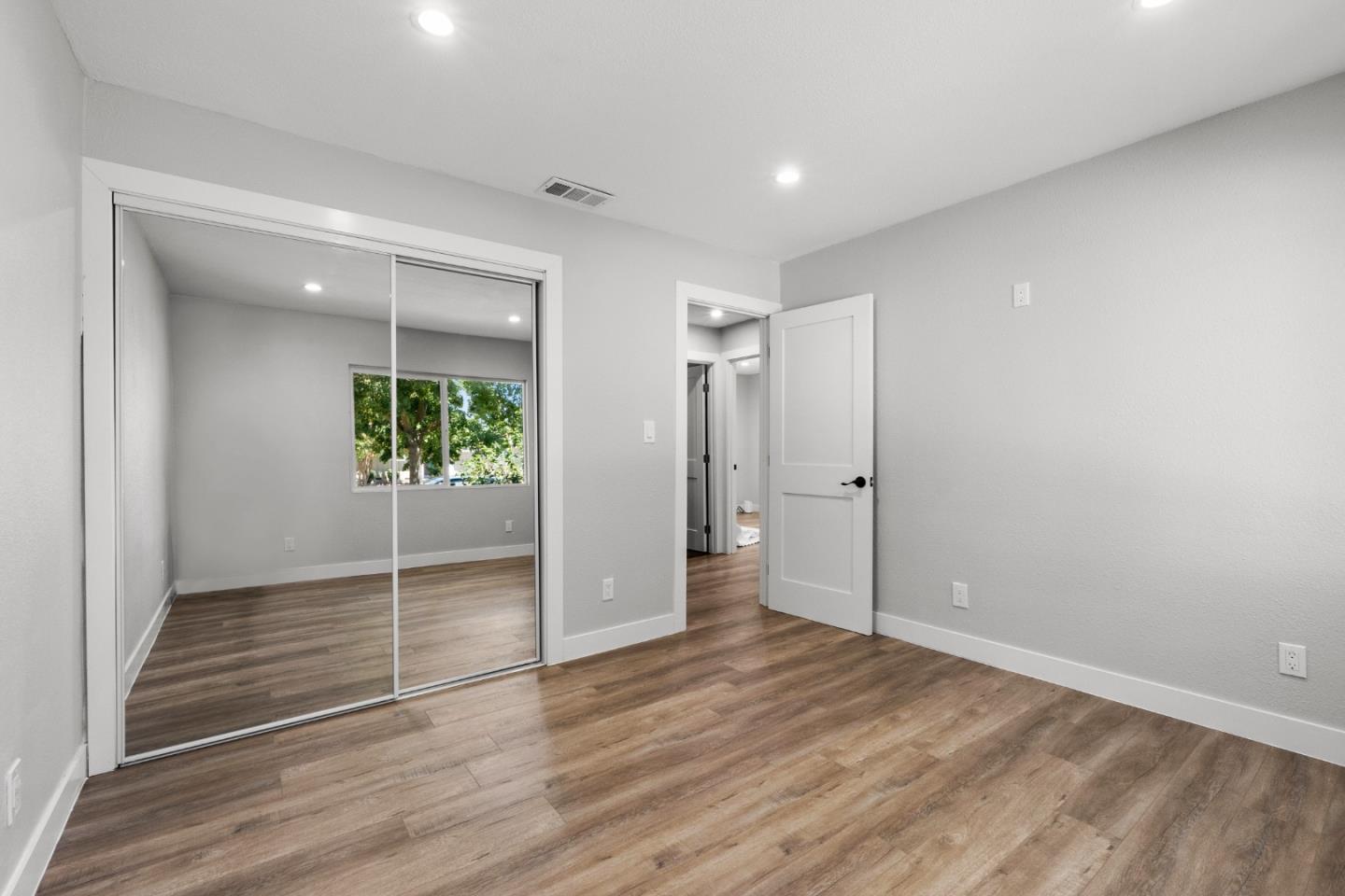 Detail Gallery Image 25 of 31 For 212 E Longview Ave, Stockton,  CA 95207 - 3 Beds | 1 Baths