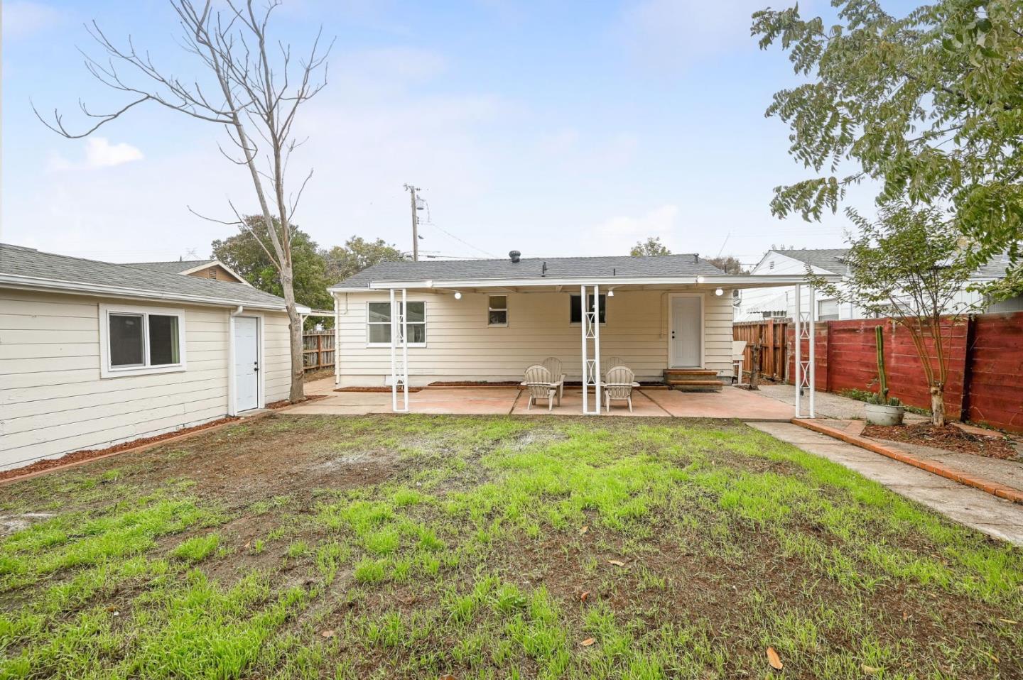 Detail Gallery Image 19 of 26 For 1927 Evergreen Ave, Antioch,  CA 94509 - 3 Beds | 1 Baths