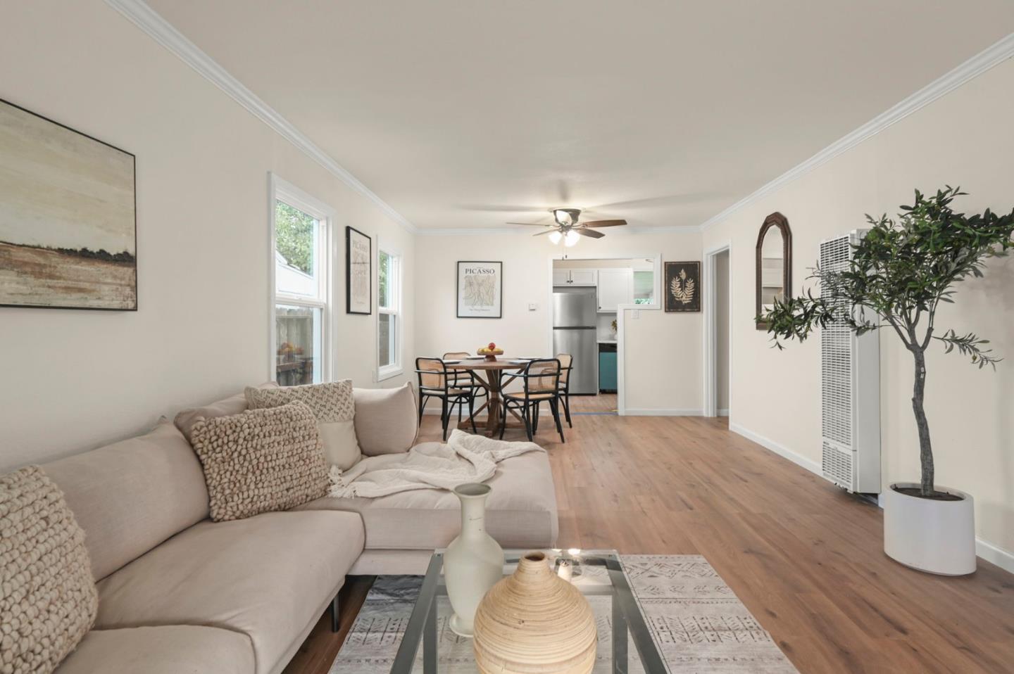 Detail Gallery Image 7 of 26 For 1927 Evergreen Ave, Antioch,  CA 94509 - 3 Beds | 1 Baths