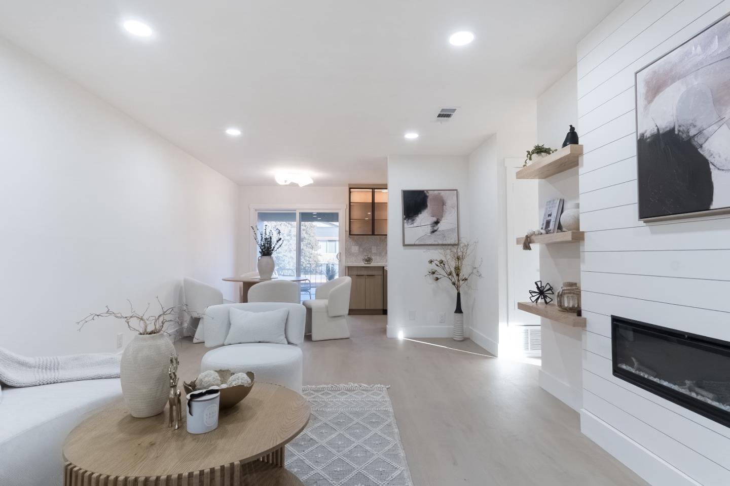 Detail Gallery Image 11 of 21 For 3586 Payne Ave #12,  San Jose,  CA 95117 - 2 Beds | 1 Baths