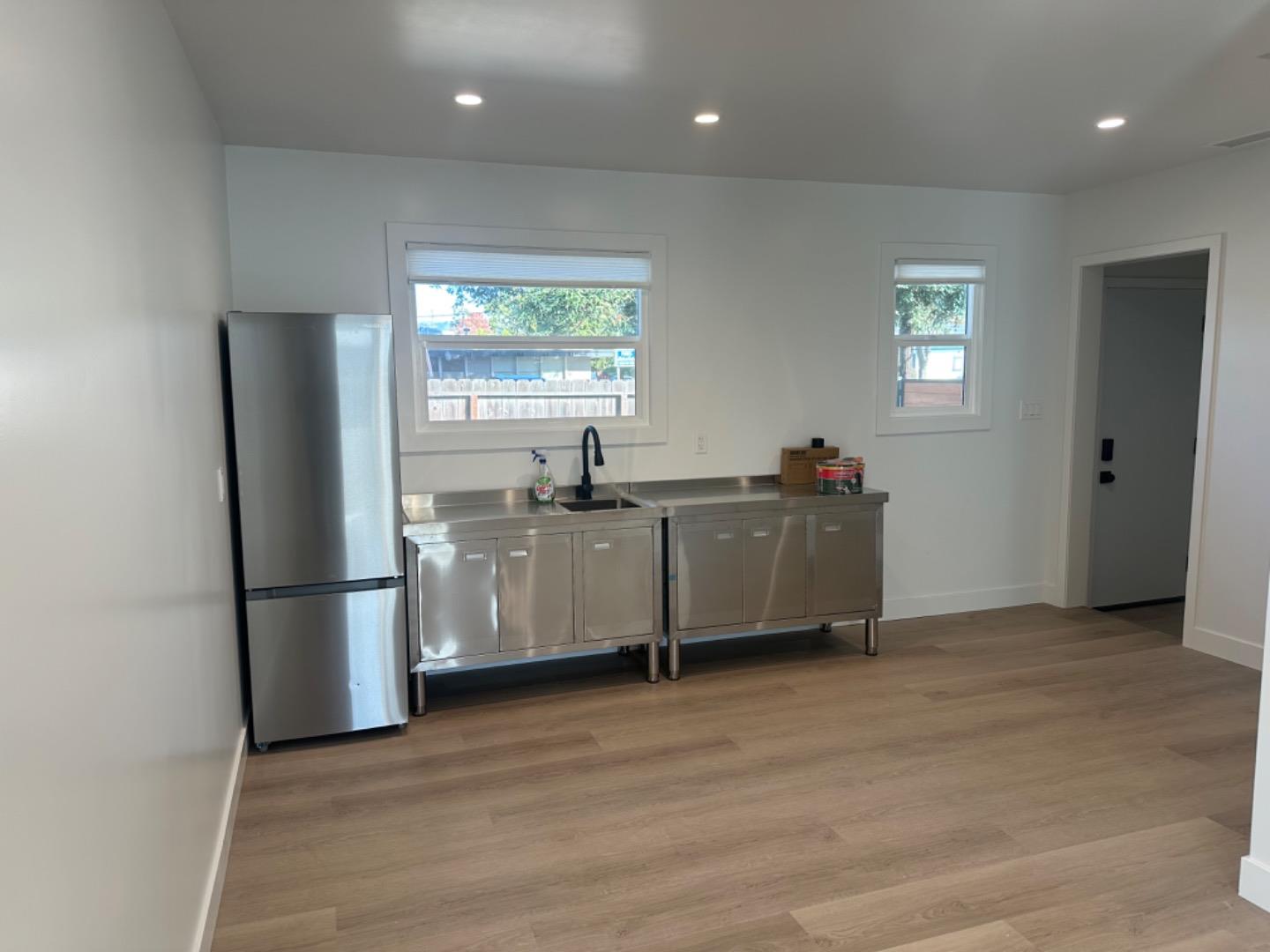 Detail Gallery Image 16 of 20 For 1600 B St, Hayward,  CA 94541 - – Beds | – Baths