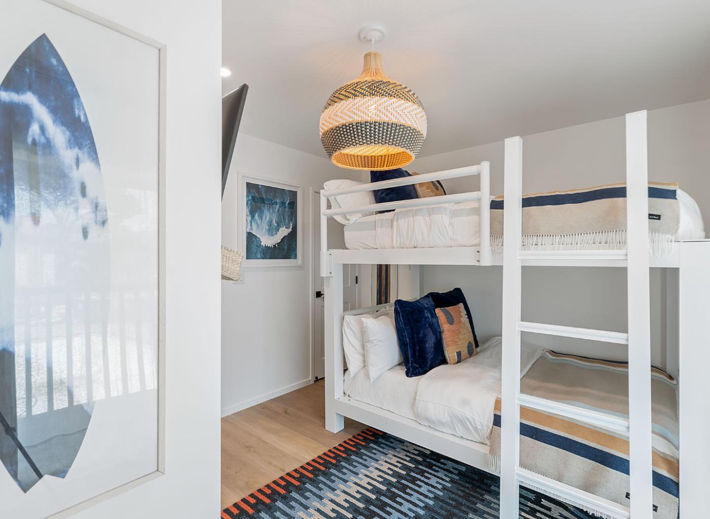 Detail Gallery Image 10 of 26 For 37 La Playa St, Monterey,  CA 93940 - 2 Beds | 2/1 Baths