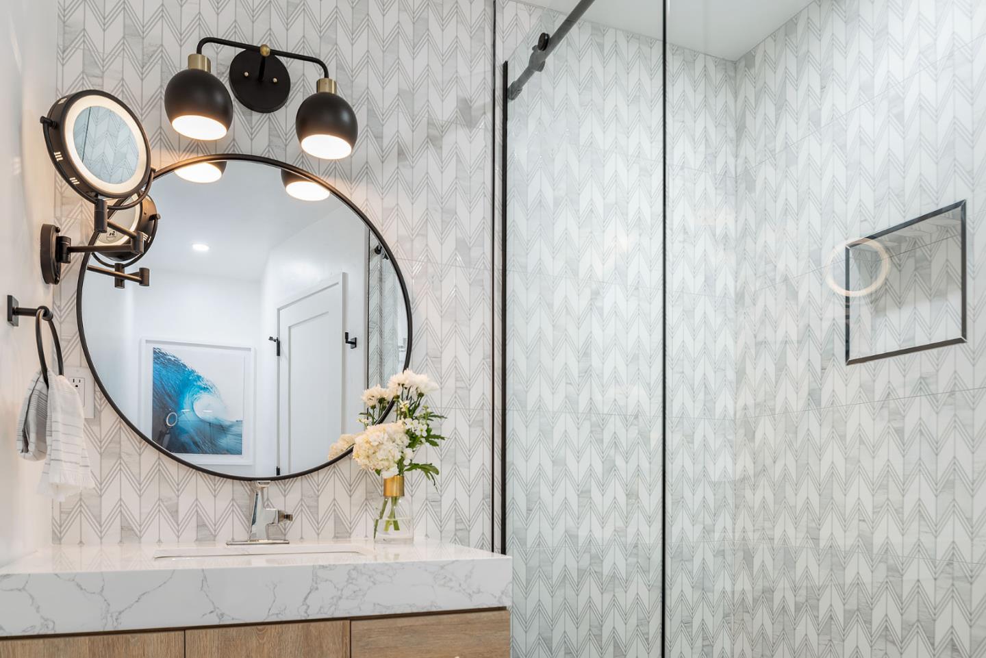 Detail Gallery Image 12 of 26 For 37 La Playa St, Monterey,  CA 93940 - 2 Beds | 2/1 Baths