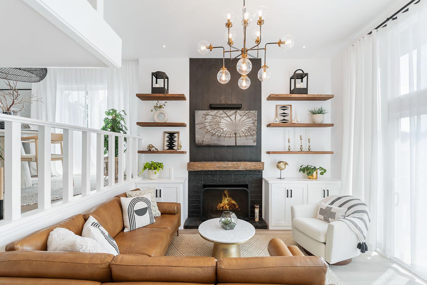 Detail Gallery Image 2 of 26 For 37 La Playa St, Monterey,  CA 93940 - 2 Beds | 2/1 Baths