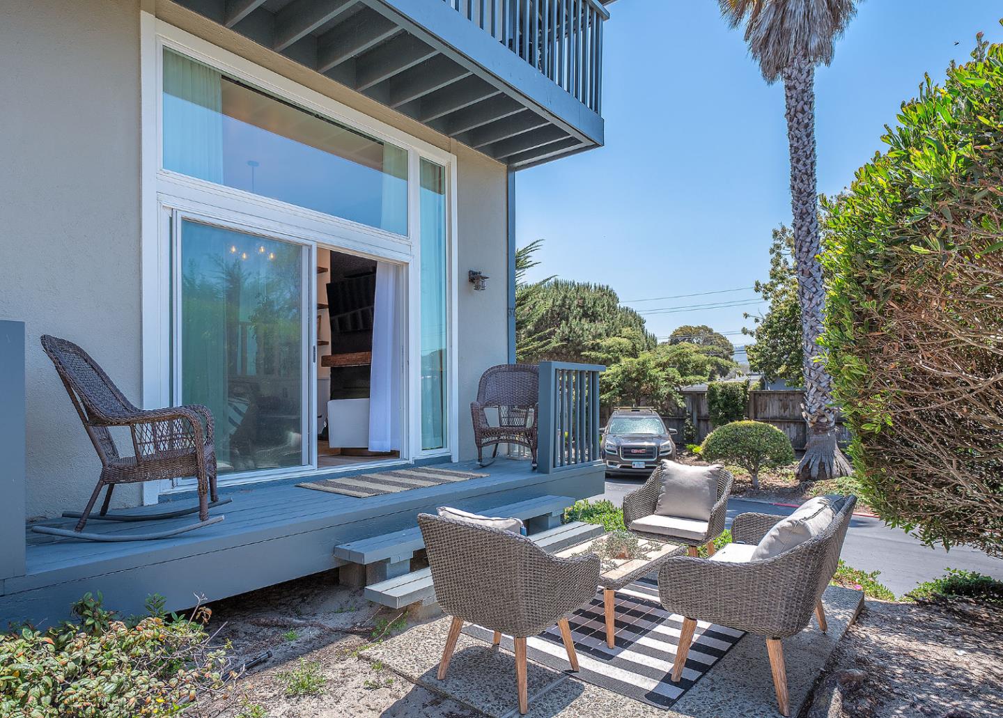 Detail Gallery Image 20 of 26 For 37 La Playa St, Monterey,  CA 93940 - 2 Beds | 2/1 Baths