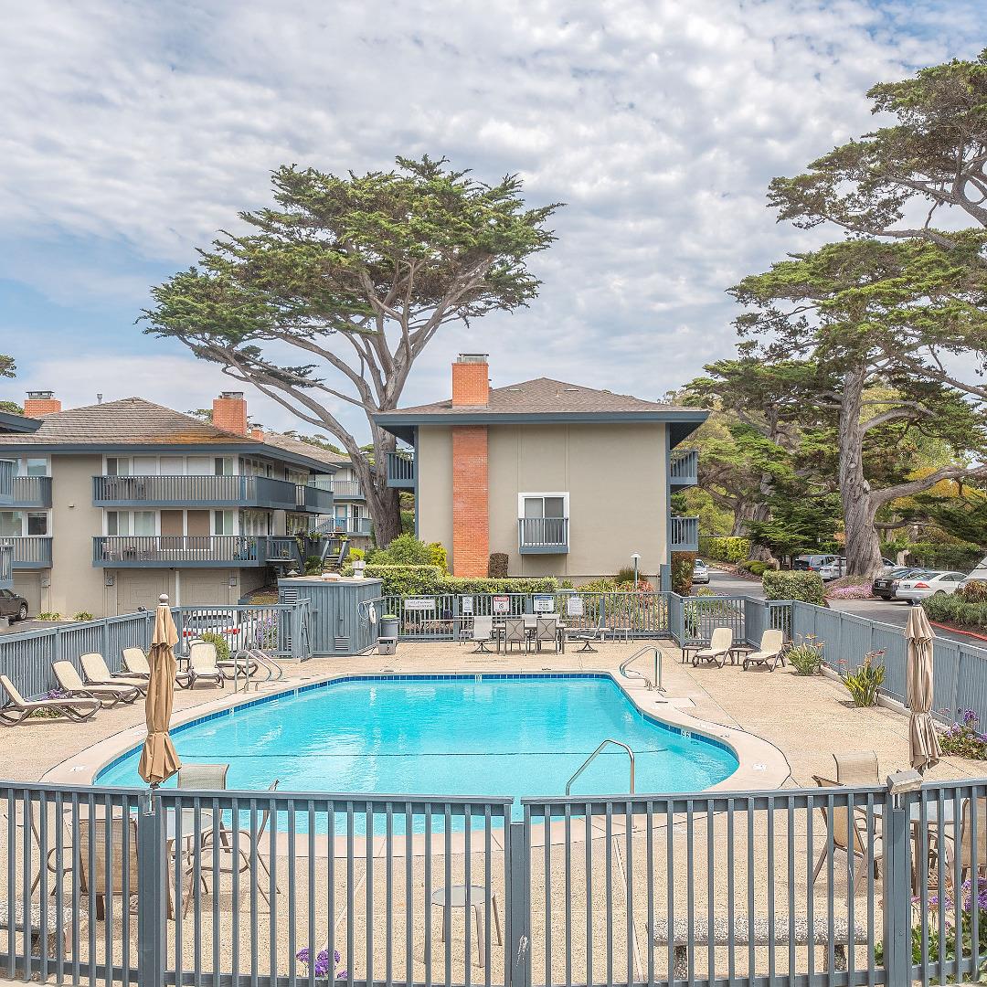 Detail Gallery Image 22 of 26 For 37 La Playa St, Monterey,  CA 93940 - 2 Beds | 2/1 Baths