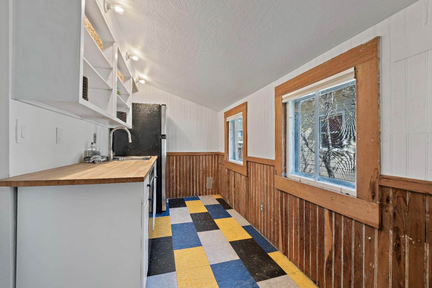 Detail Gallery Image 31 of 74 For 163 Carrie St, San Jose,  CA 95112 - 6 Beds | 2 Baths