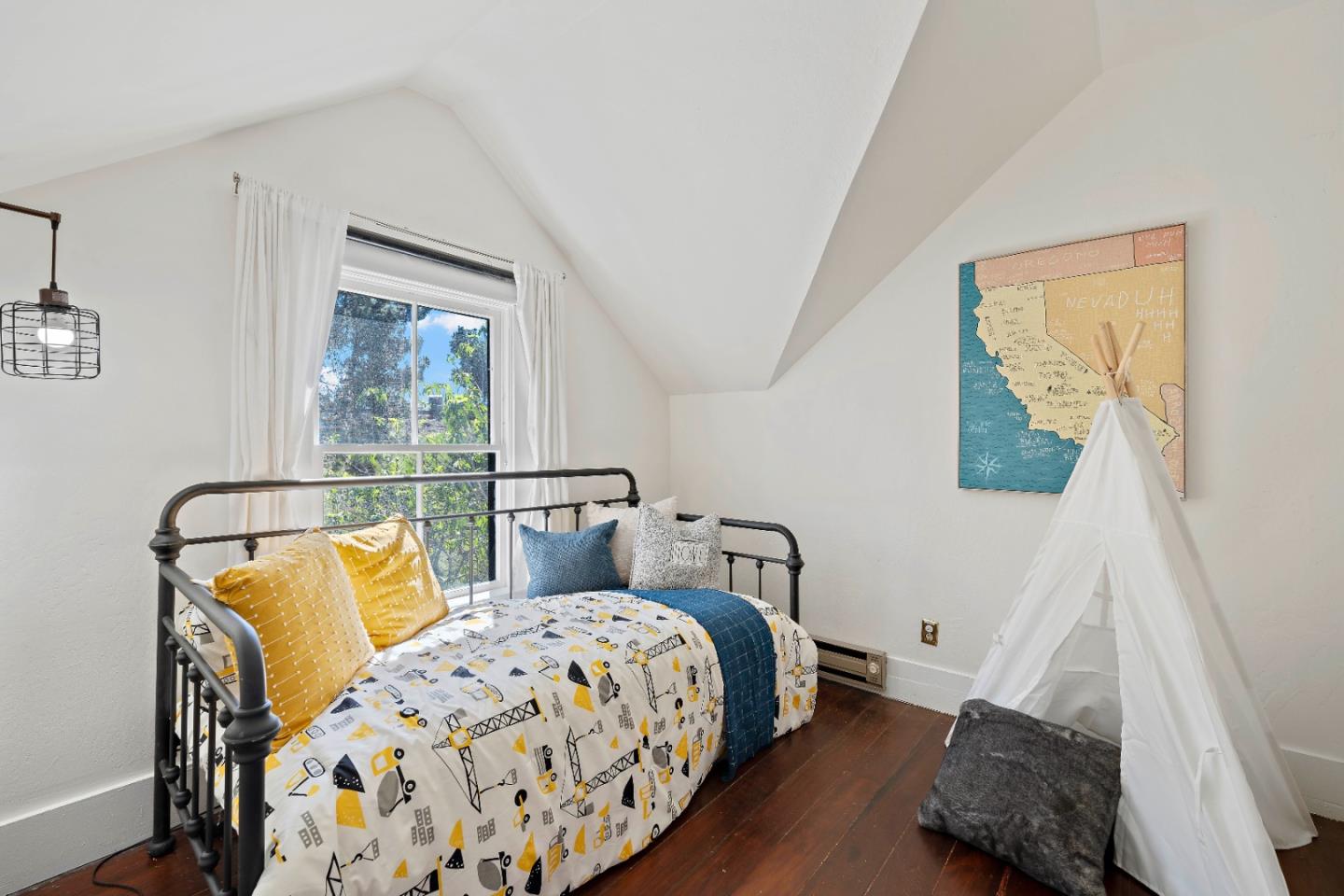 Detail Gallery Image 53 of 74 For 163 Carrie St, San Jose,  CA 95112 - 6 Beds | 2 Baths