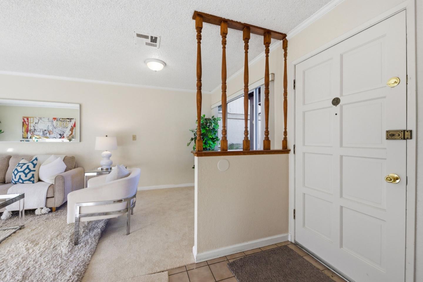 Detail Gallery Image 11 of 72 For 55 Saint James Ct, Daly City,  CA 94015 - 4 Beds | 2/1 Baths