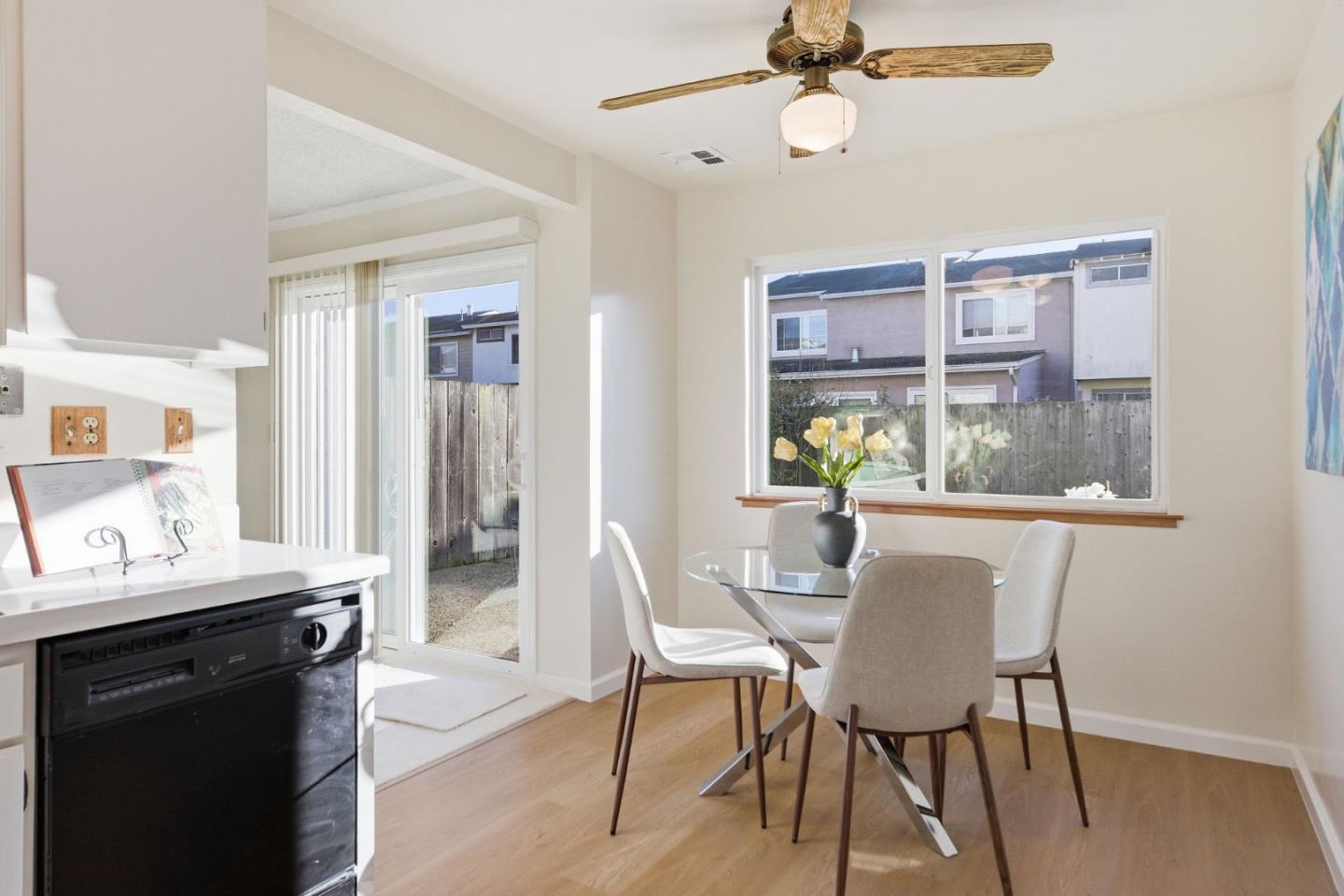 Detail Gallery Image 22 of 72 For 55 Saint James Ct, Daly City,  CA 94015 - 4 Beds | 2/1 Baths