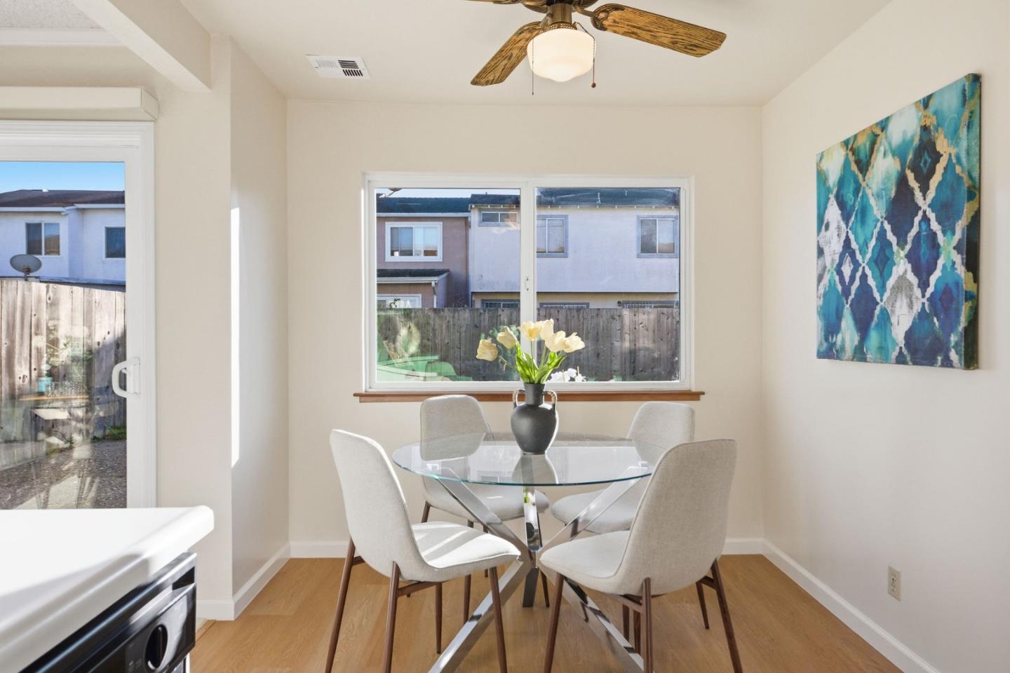 Detail Gallery Image 23 of 72 For 55 Saint James Ct, Daly City,  CA 94015 - 4 Beds | 2/1 Baths