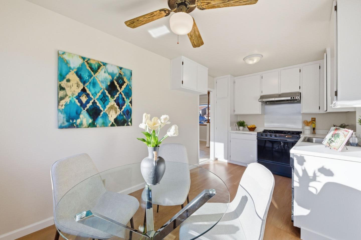 Detail Gallery Image 25 of 72 For 55 Saint James Ct, Daly City,  CA 94015 - 4 Beds | 2/1 Baths