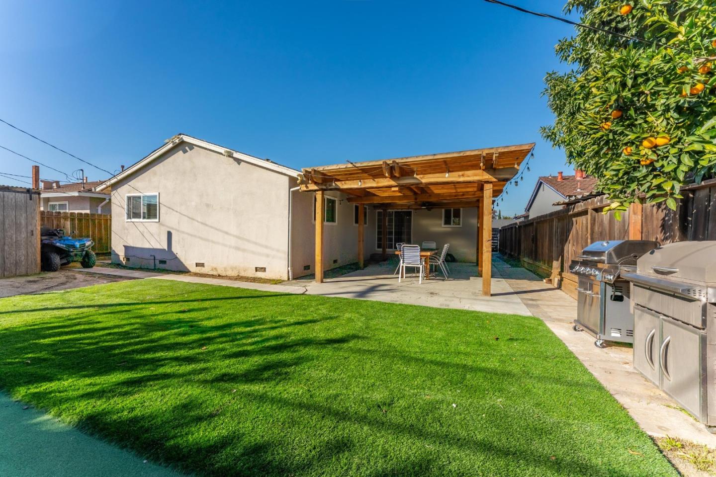 Detail Gallery Image 20 of 23 For 434 Mignot Ln, San Jose,  CA 95111 - 4 Beds | 2 Baths