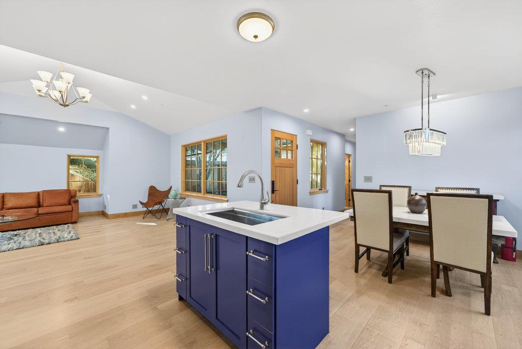 Detail Gallery Image 23 of 49 For 421 Eardley Ave, Pacific Grove,  CA 93950 - 2 Beds | 2 Baths