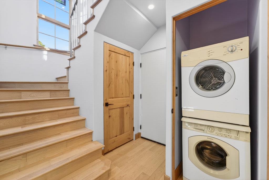 Detail Gallery Image 30 of 49 For 421 Eardley Ave, Pacific Grove,  CA 93950 - 2 Beds | 2 Baths