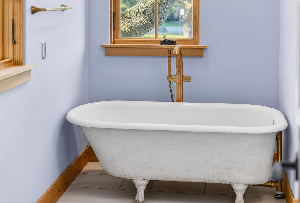 Detail Gallery Image 43 of 49 For 421 Eardley Ave, Pacific Grove,  CA 93950 - 2 Beds | 2 Baths