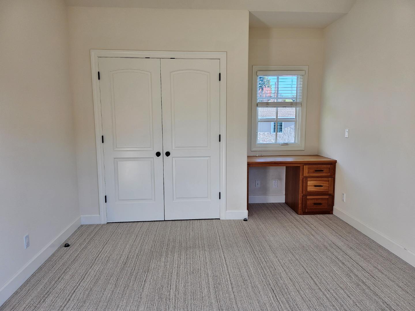 Detail Gallery Image 14 of 20 For 919 Fremont Place, Menlo Park,  CA 94025 - 3 Beds | 2/1 Baths