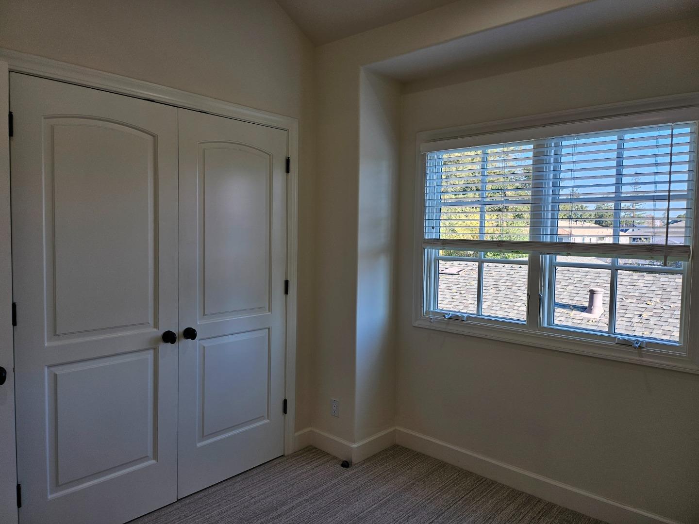 Detail Gallery Image 18 of 20 For 919 Fremont Place, Menlo Park,  CA 94025 - 3 Beds | 2/1 Baths