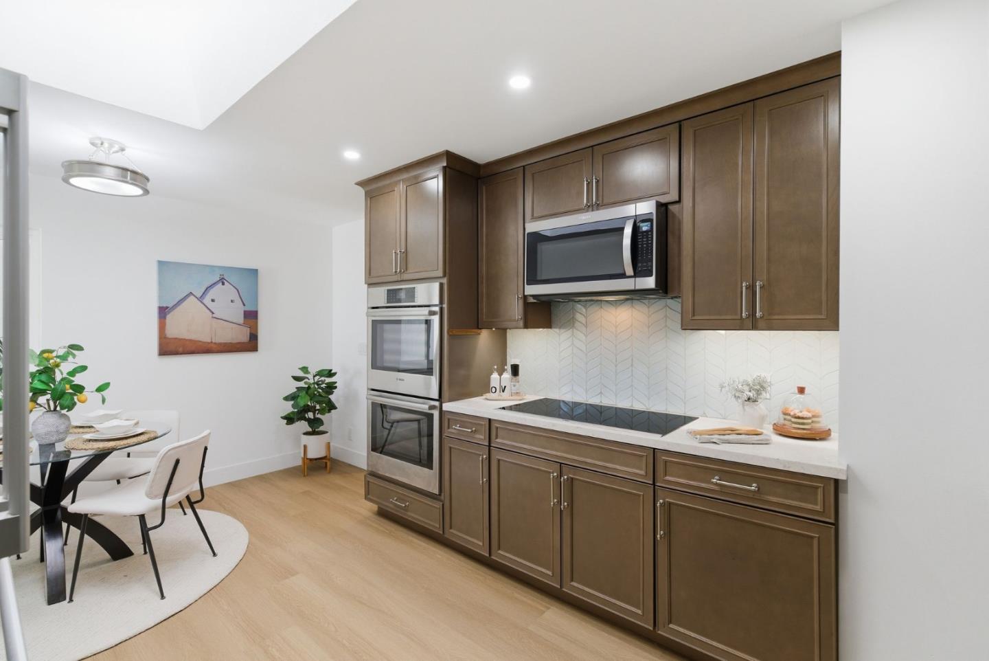 Detail Gallery Image 12 of 45 For 141 Fairmead Ln, Los Gatos,  CA 95032 - 4 Beds | 2/1 Baths