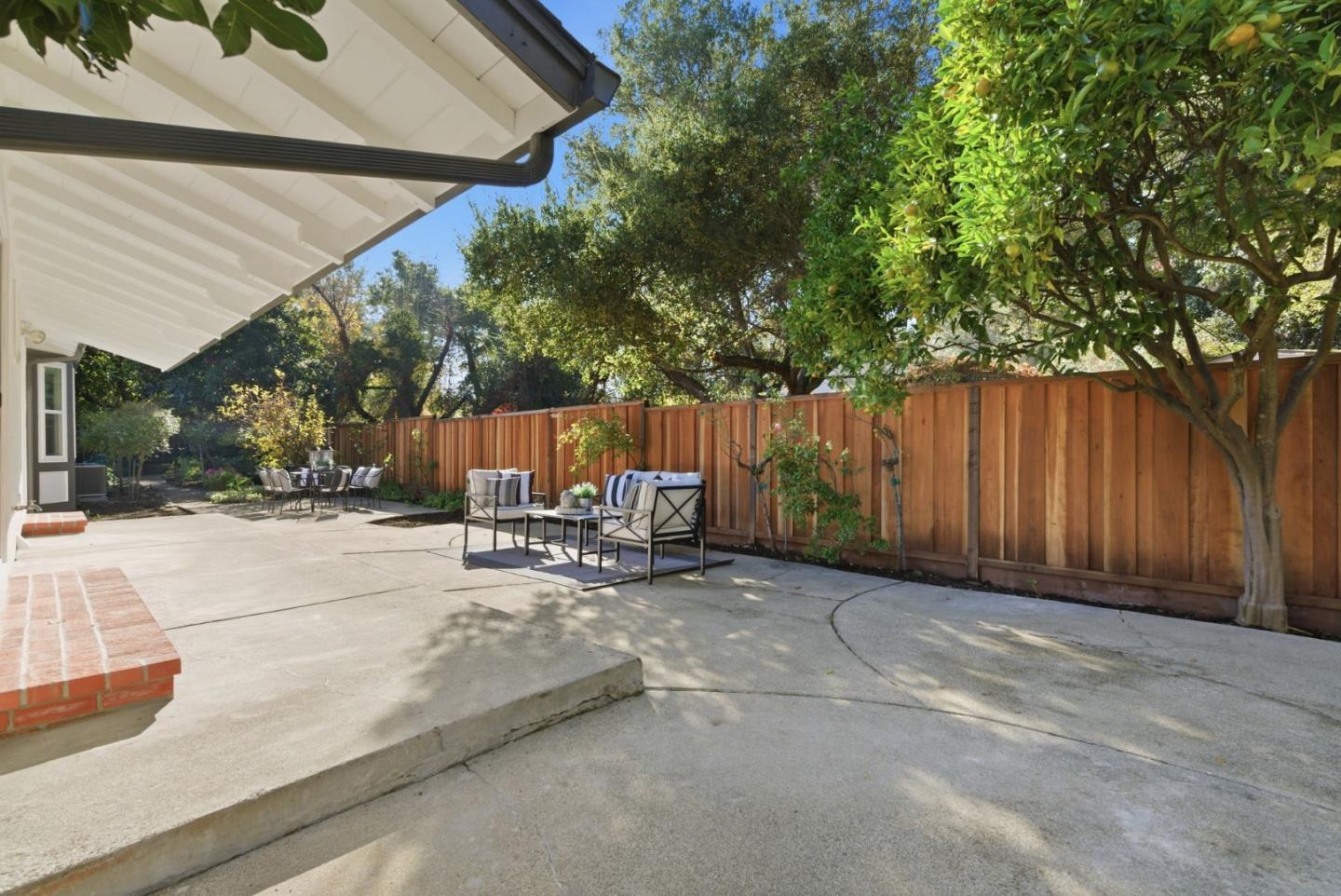 Detail Gallery Image 30 of 45 For 141 Fairmead Ln, Los Gatos,  CA 95032 - 4 Beds | 2/1 Baths