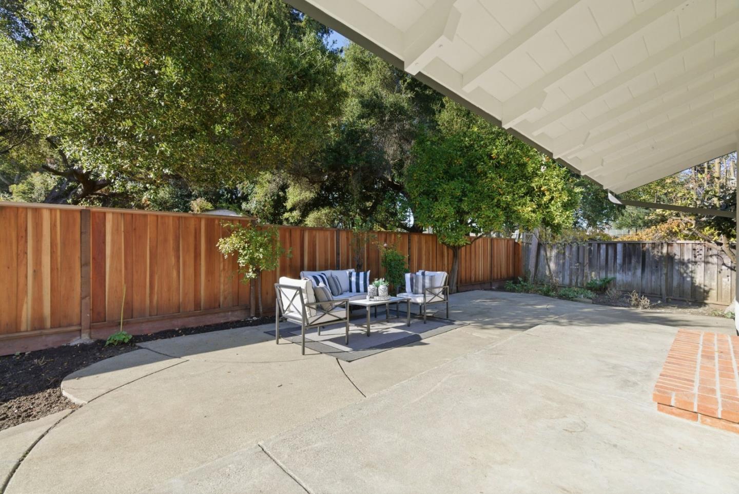 Detail Gallery Image 31 of 45 For 141 Fairmead Ln, Los Gatos,  CA 95032 - 4 Beds | 2/1 Baths