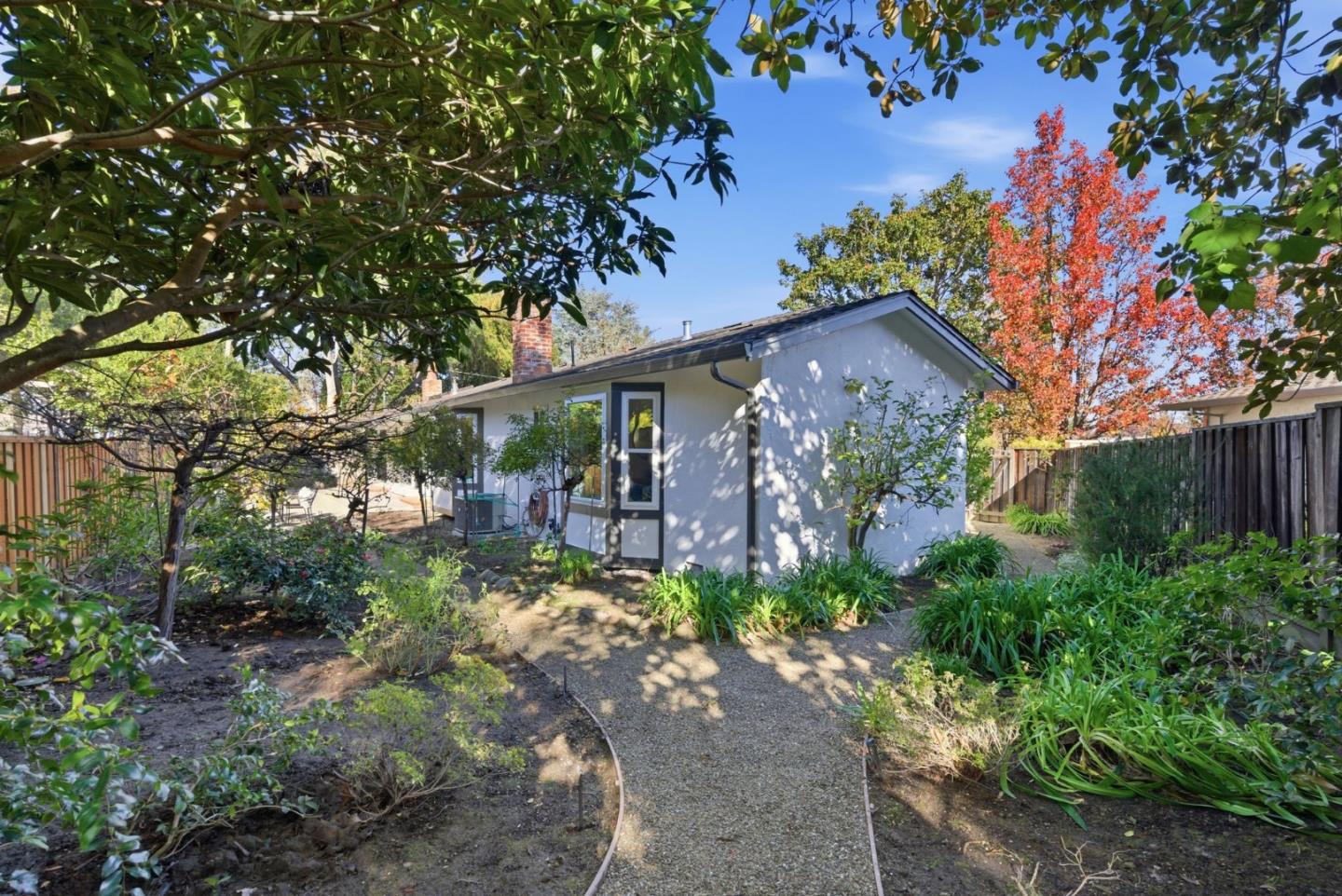 Detail Gallery Image 37 of 45 For 141 Fairmead Ln, Los Gatos,  CA 95032 - 4 Beds | 2/1 Baths