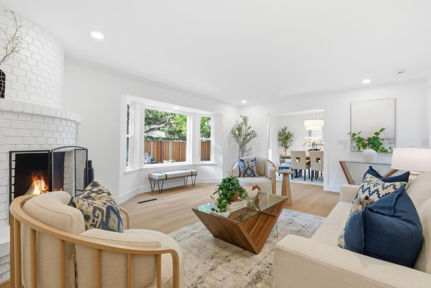 Detail Gallery Image 5 of 45 For 141 Fairmead Ln, Los Gatos,  CA 95032 - 4 Beds | 2/1 Baths