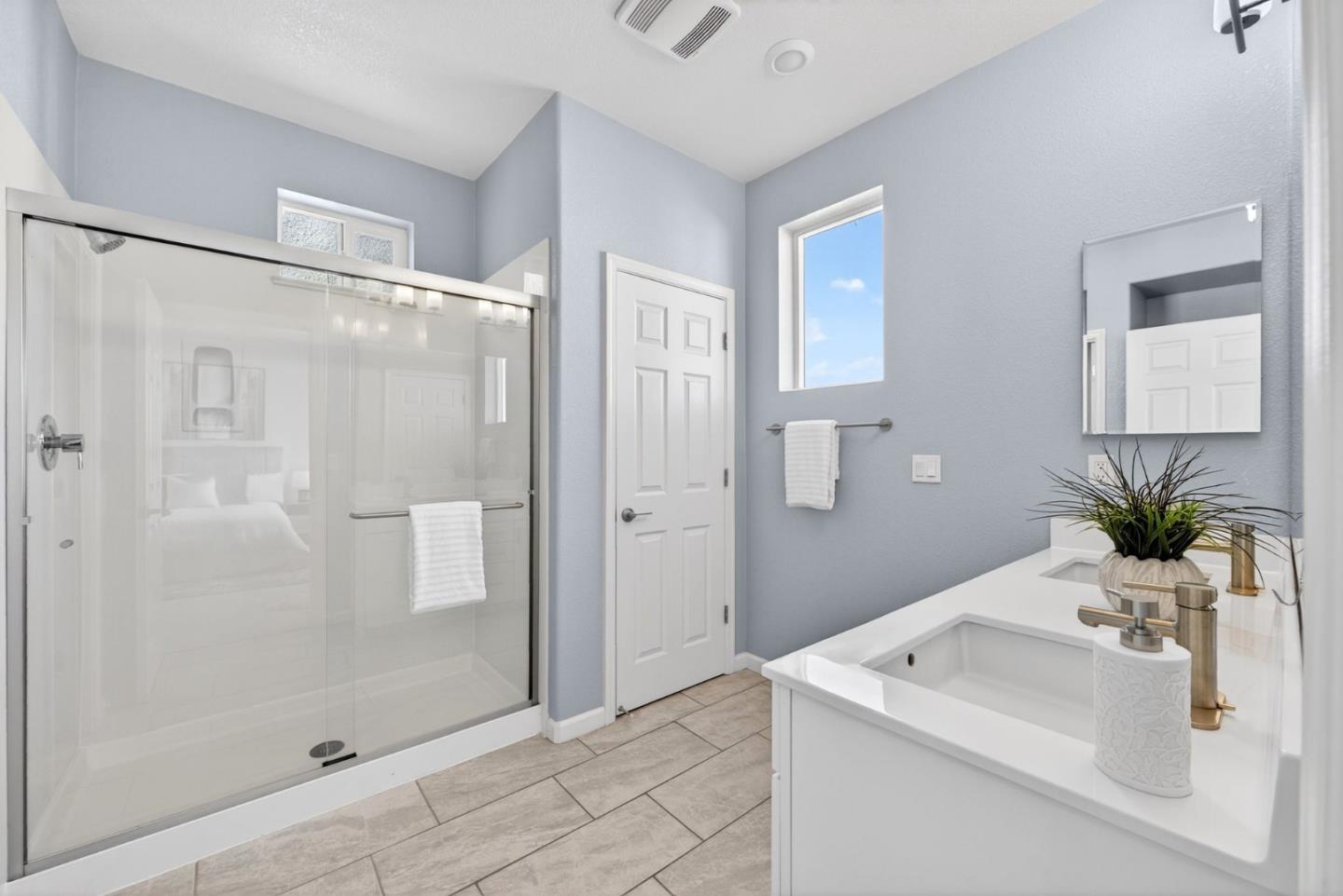 Detail Gallery Image 24 of 38 For 182 Agustin Narvaez St, San Jose,  CA 95136 - 4 Beds | 3/1 Baths