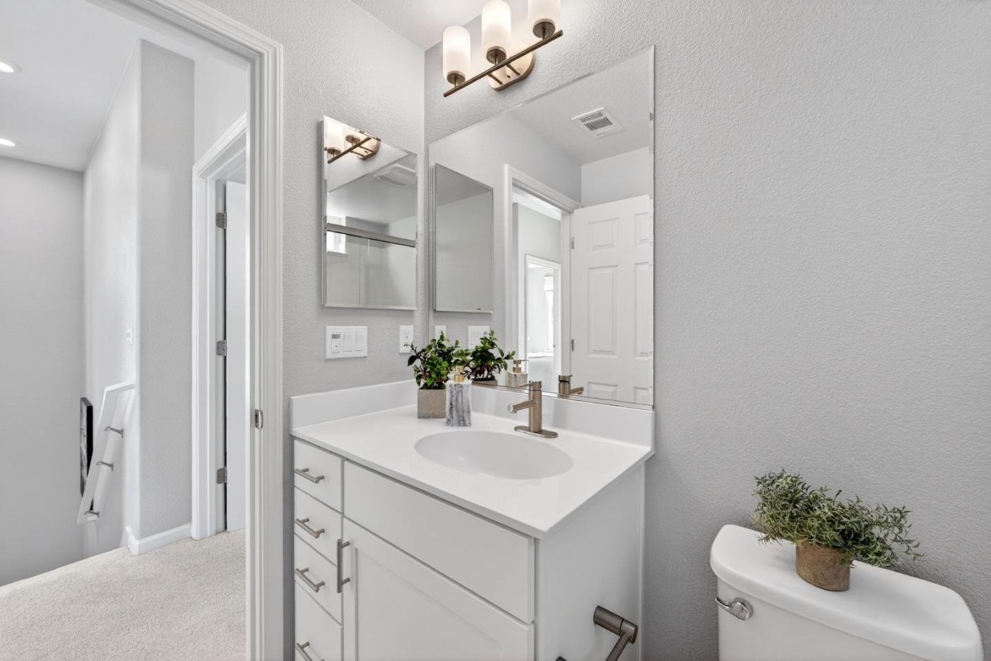Detail Gallery Image 29 of 38 For 182 Agustin Narvaez St, San Jose,  CA 95136 - 4 Beds | 3/1 Baths