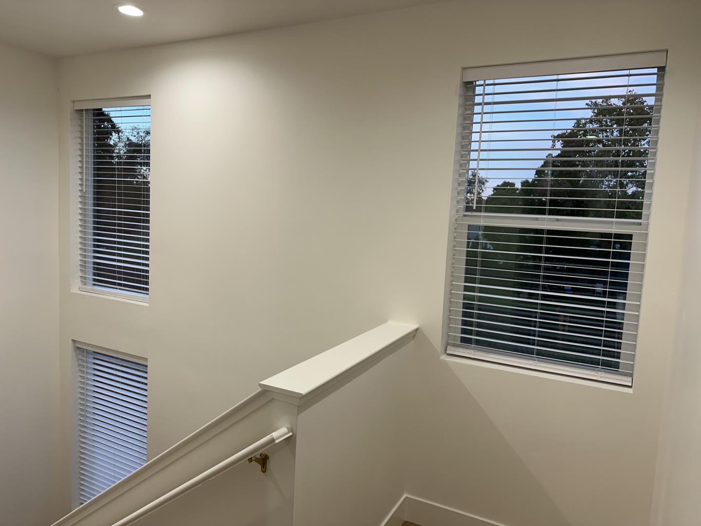 Detail Gallery Image 8 of 12 For 963 Olive Branch Pl #959,  Sacramento,  CA 95815 - 3 Beds | 2/1 Baths