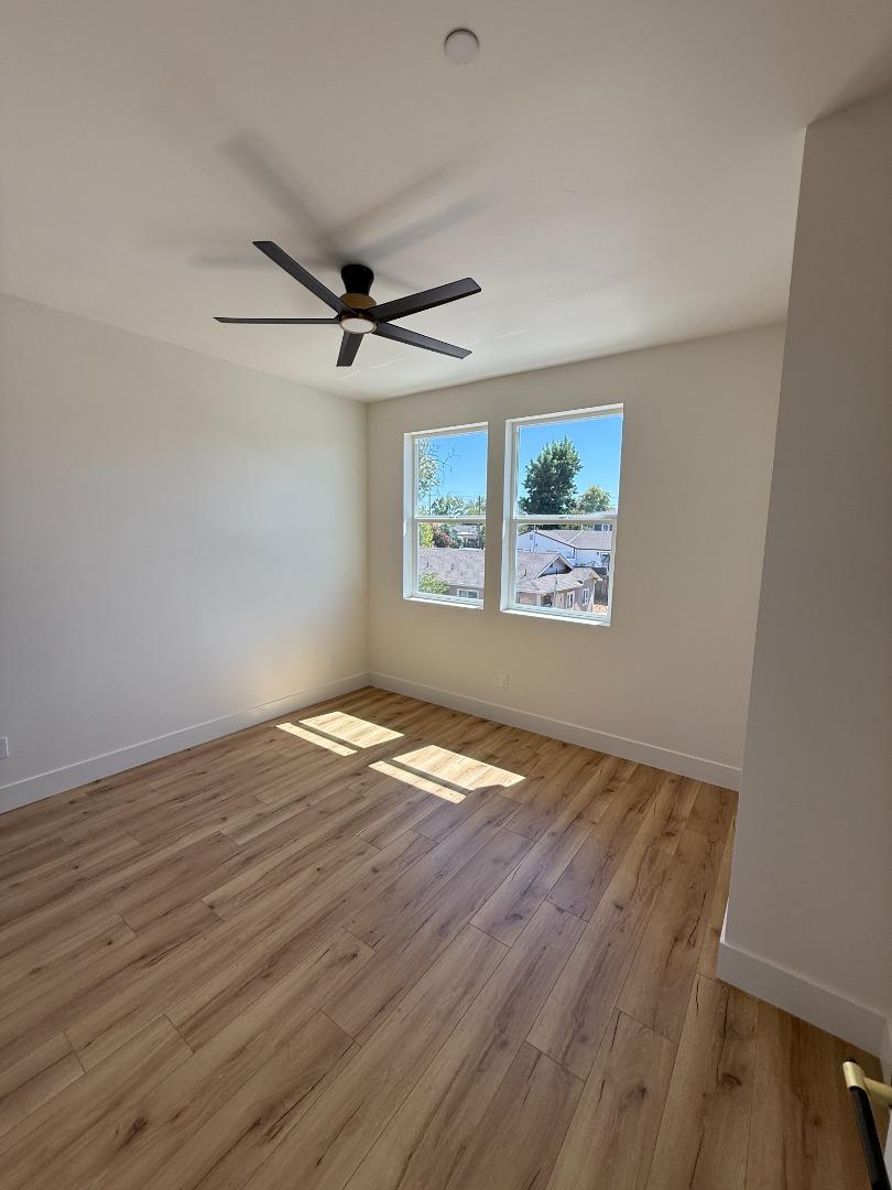 Detail Gallery Image 9 of 12 For 963 Olive Branch Pl #959,  Sacramento,  CA 95815 - 3 Beds | 2/1 Baths