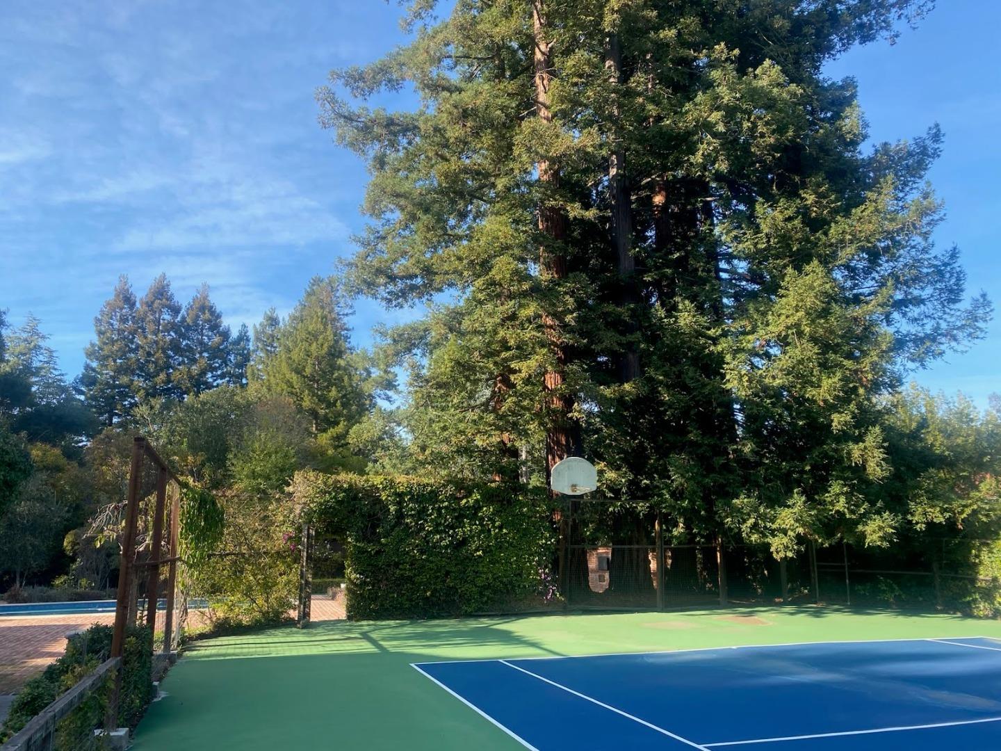 Detail Gallery Image 20 of 42 For 269 Selby Ln, Atherton,  CA 94027 - 6 Beds | 4/1 Baths