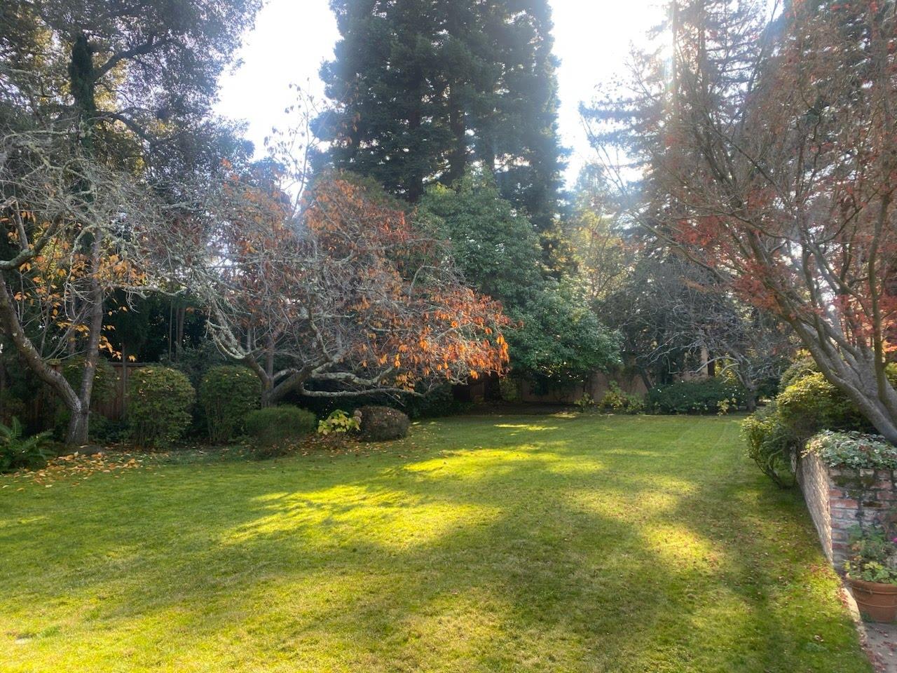 Detail Gallery Image 30 of 42 For 269 Selby Ln, Atherton,  CA 94027 - 6 Beds | 4/1 Baths