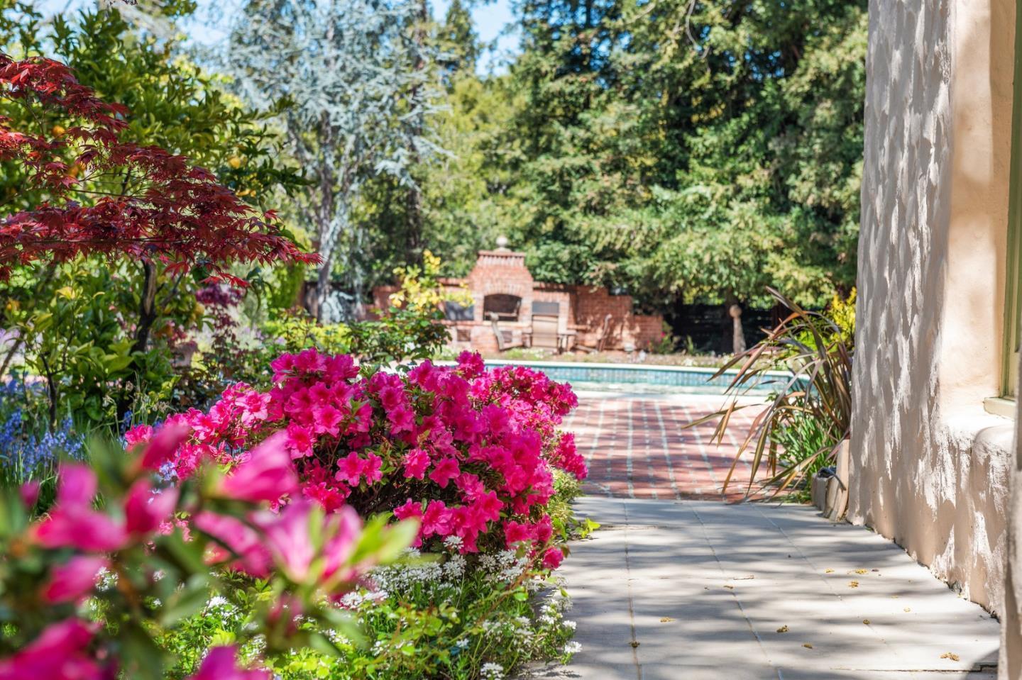 Detail Gallery Image 38 of 42 For 269 Selby Ln, Atherton,  CA 94027 - 6 Beds | 4/1 Baths