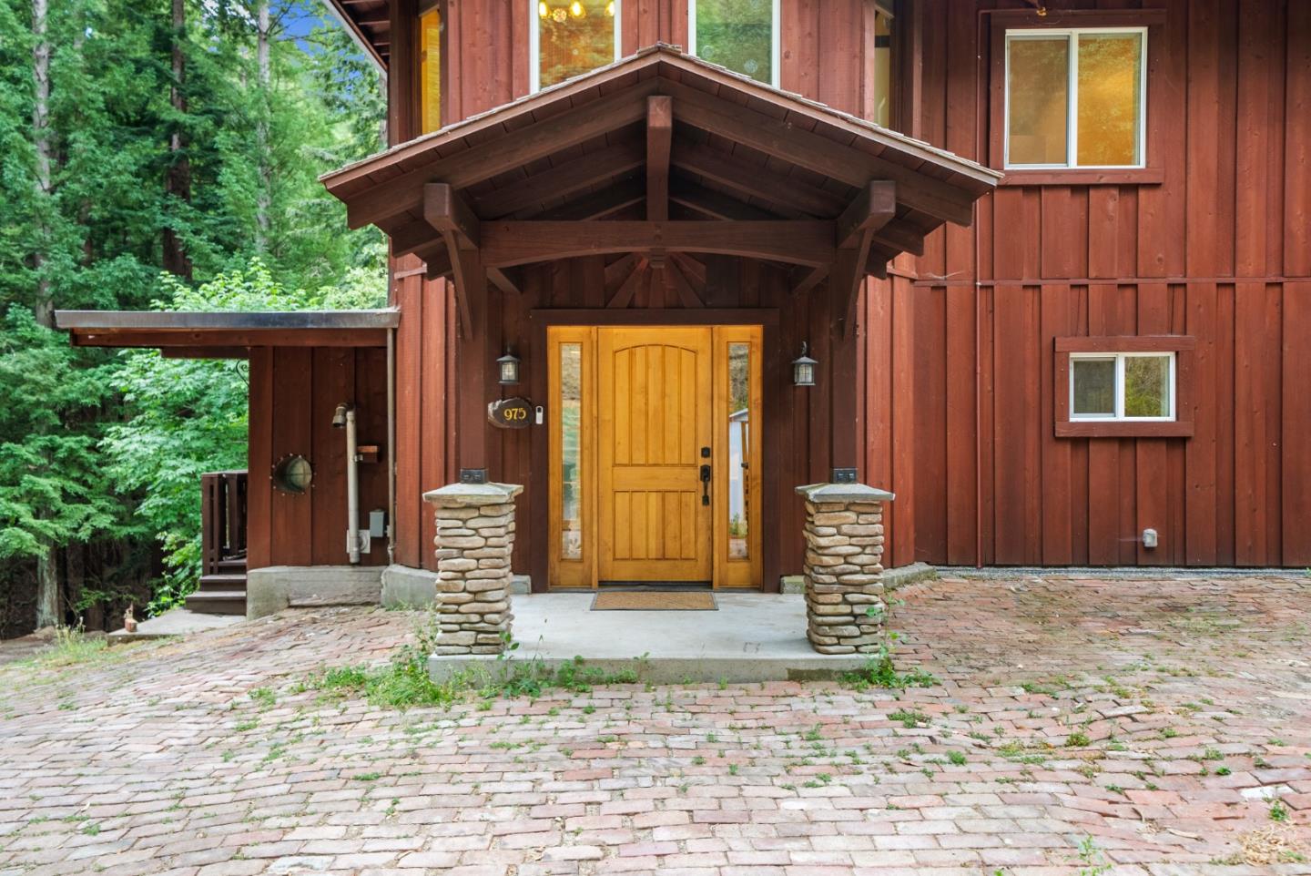 Detail Gallery Image 6 of 41 For 975 Logan Creek Rd, Boulder Creek,  CA 95006 - 3 Beds | 3 Baths