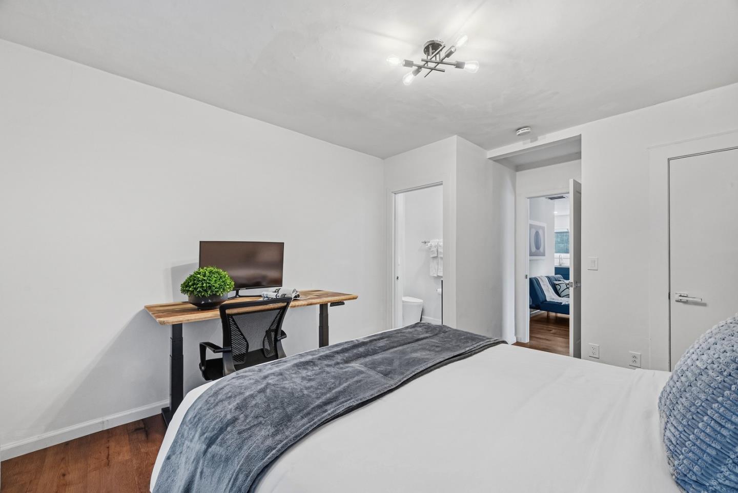 Detail Gallery Image 29 of 51 For 333 W Rincon Ave, Campbell,  CA 95008 - 4 Beds | 4 Baths