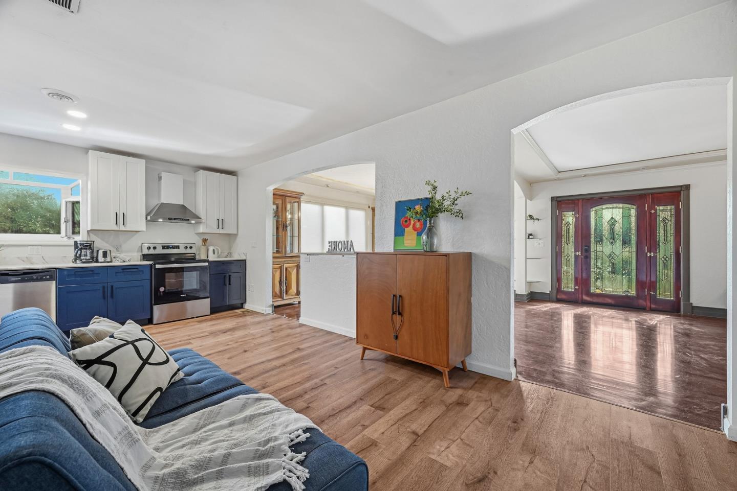 Detail Gallery Image 8 of 18 For 333 W Rincon Ave, Campbell,  CA 95008 - 4 Beds | 4 Baths