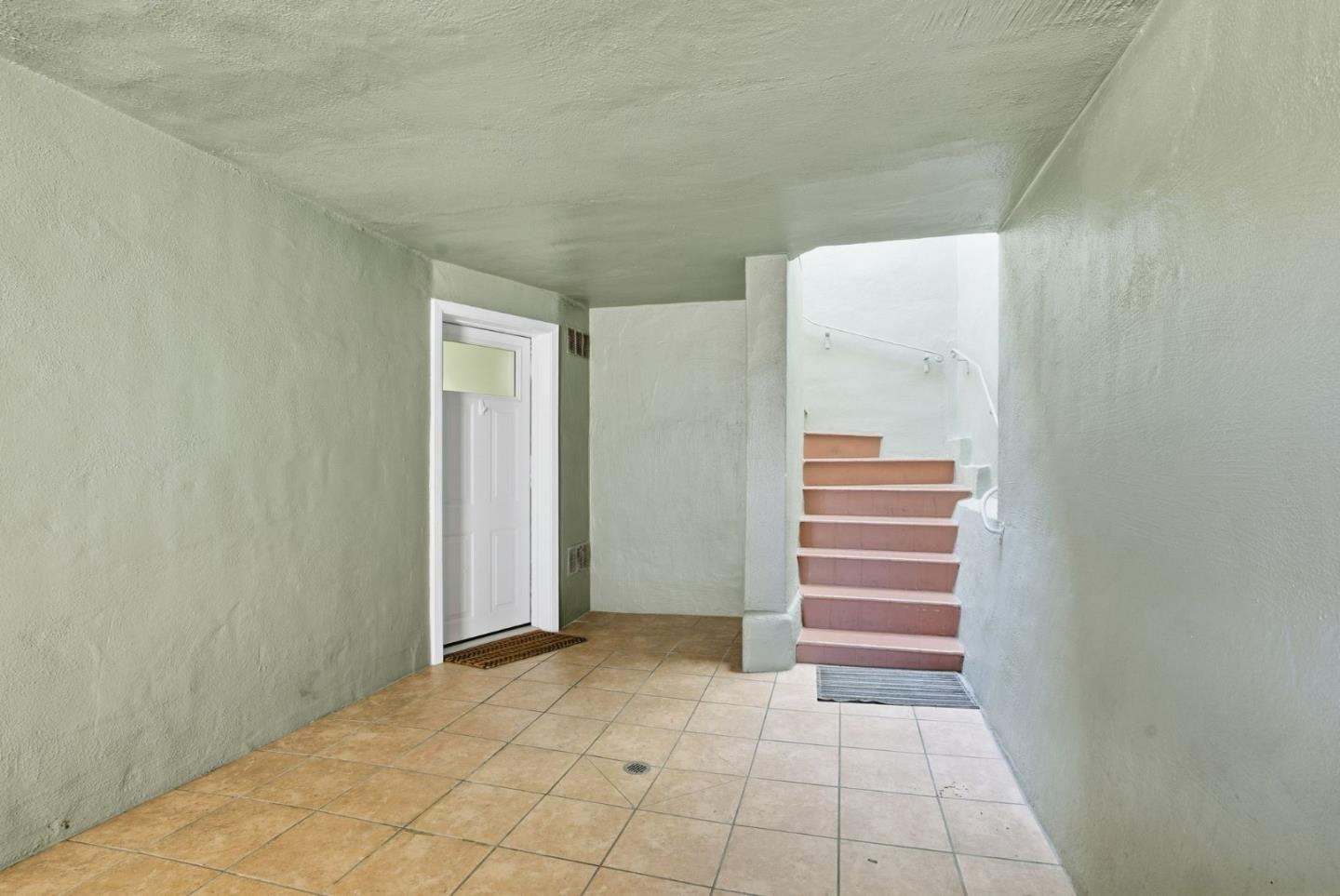 Detail Gallery Image 24 of 42 For 183 Victoria St, San Francisco,  CA 94132 - 3 Beds | 2 Baths