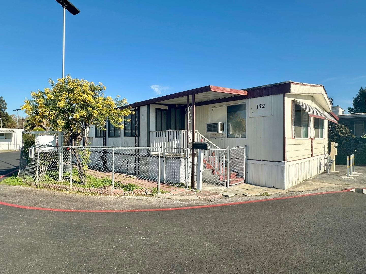 Detail Gallery Image 2 of 18 For 2855 Senter Rd #172,  San Jose,  CA 95111 - 2 Beds | 2 Baths