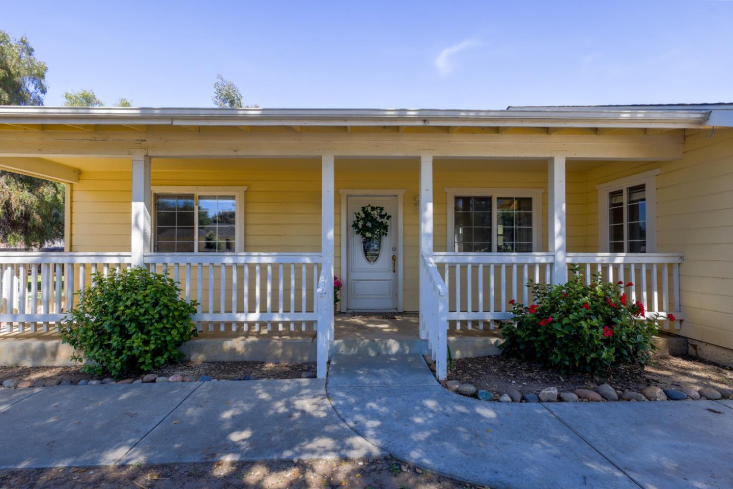 Detail Gallery Image 21 of 41 For 1320 Santa Ana Rd, Hollister,  CA 95023 - 2 Beds | 1 Baths