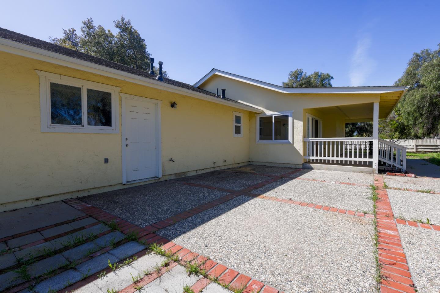 Detail Gallery Image 34 of 41 For 1320 Santa Ana Rd, Hollister,  CA 95023 - 2 Beds | 1 Baths