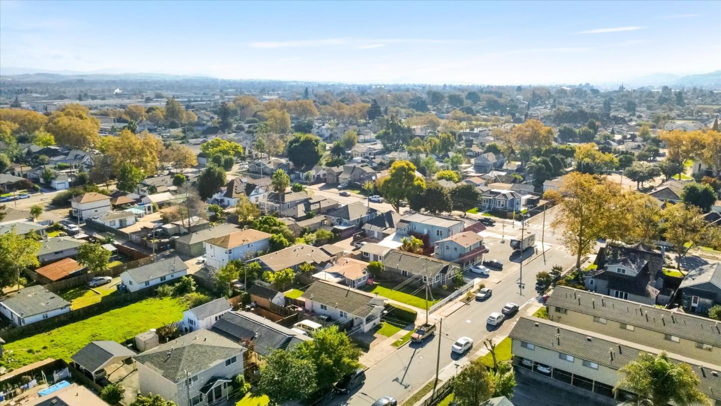 Detail Gallery Image 38 of 42 For 367 College St, Hollister,  CA 95023 - 3 Beds | 1 Baths