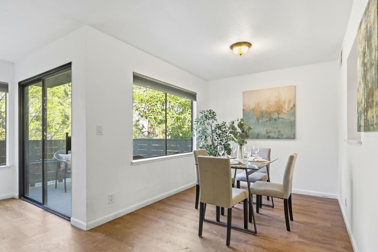 Detail Gallery Image 8 of 28 For 5274 Makati Cir, San Jose,  CA 95123 - 2 Beds | 2 Baths